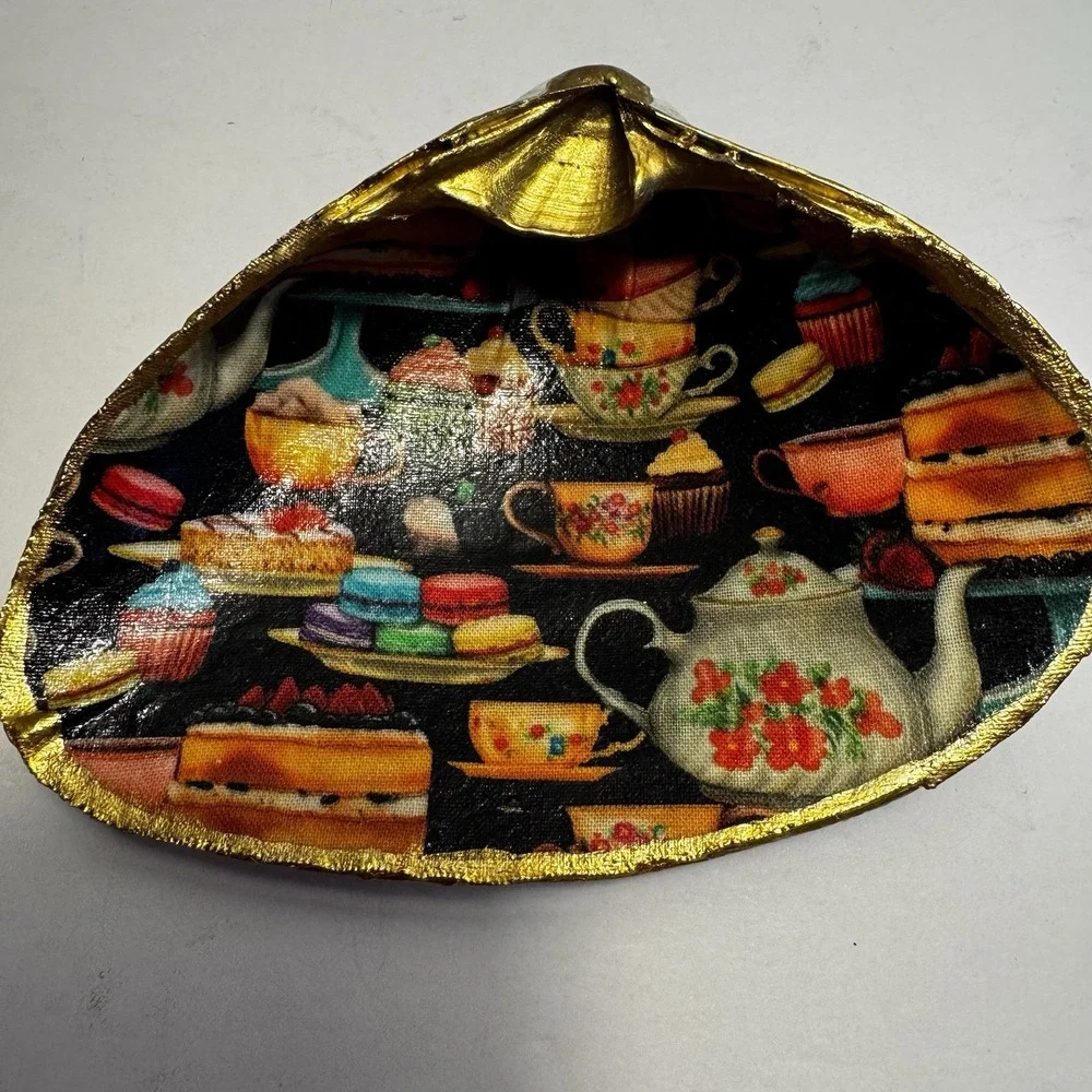 Decoupage Clam Shell Trinket Dish‎ Tea Time